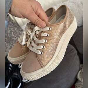 Dolce vita Metallic rose Gold Women's Sneakers size 7 new